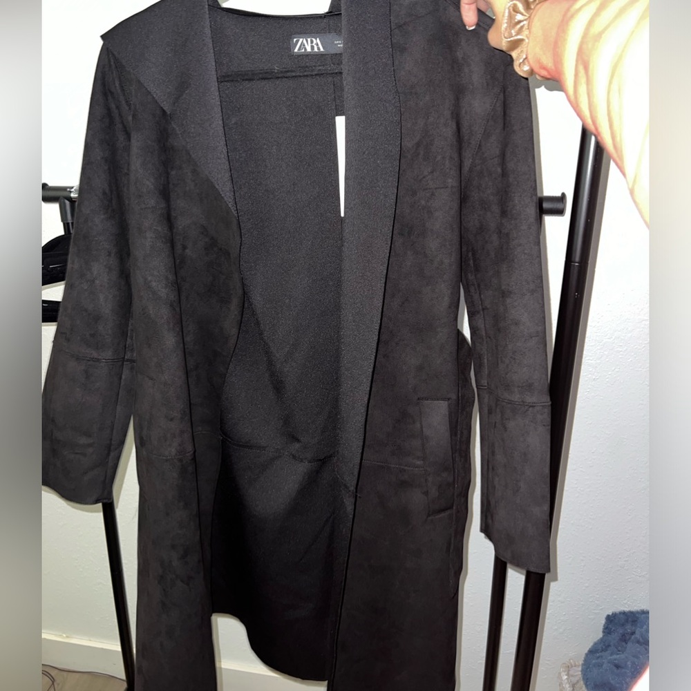 Zara velvet jacket size small.